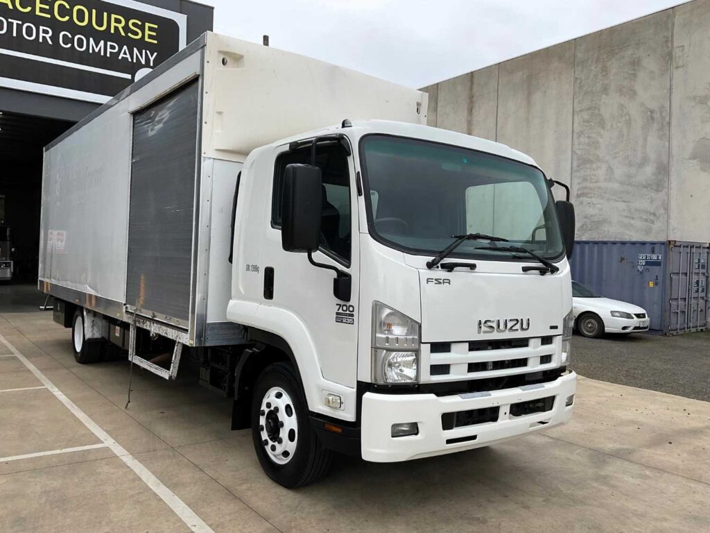 2009 ISUZU FSR700 PANTECH - Racecourse Motor Company