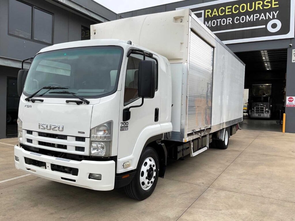 2009 ISUZU FSR700 PANTECH - Racecourse Motor Company