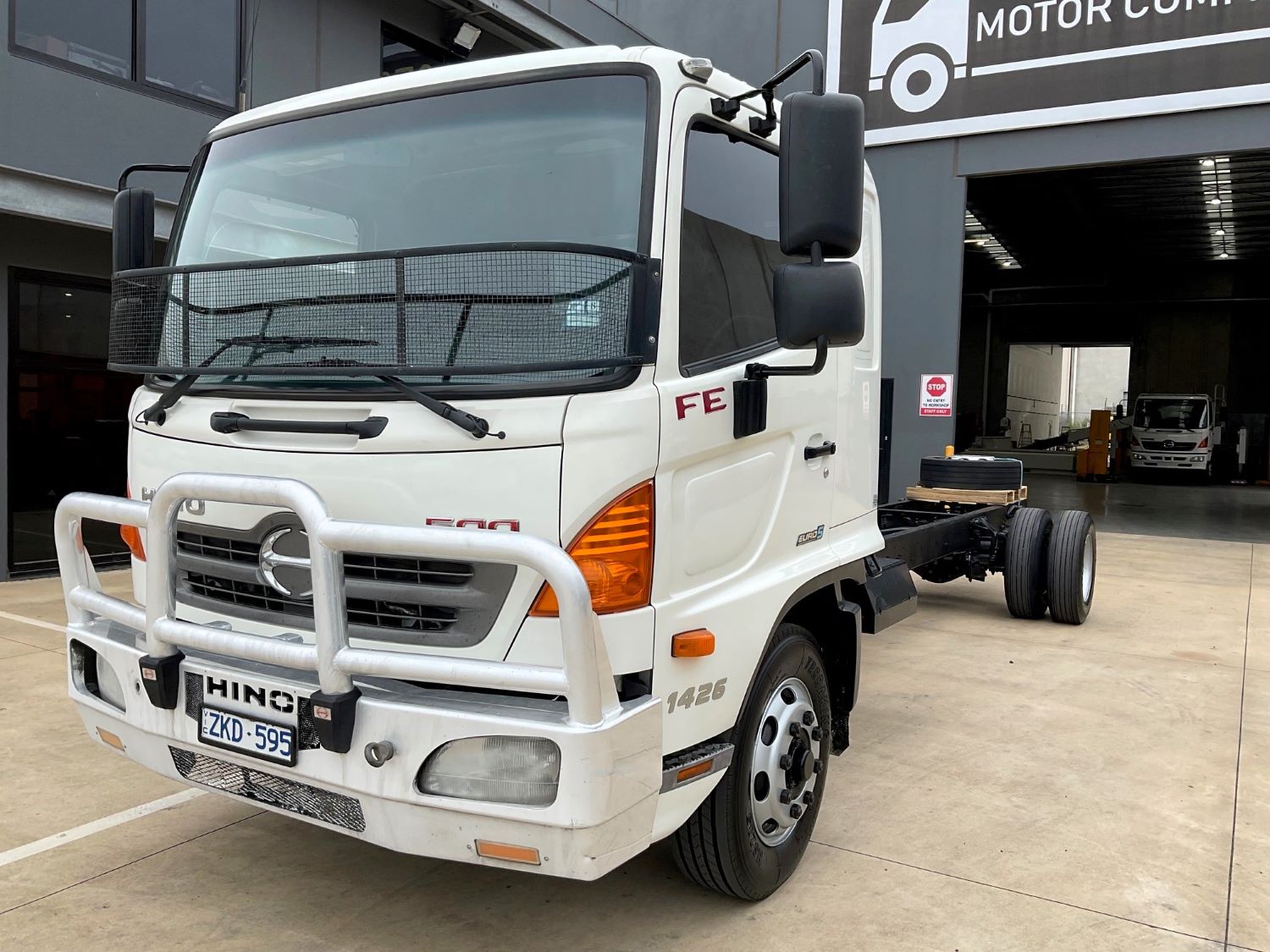 2012 Hino FE500 Cab Chassis