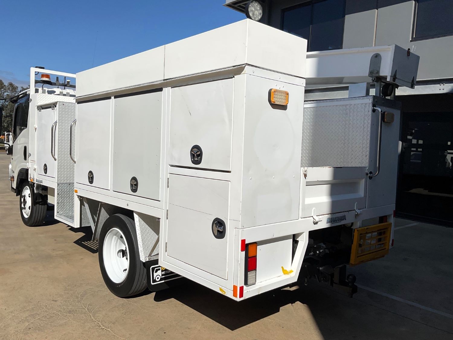 2015 ISUZU NQR87-190 SERVICE BODY