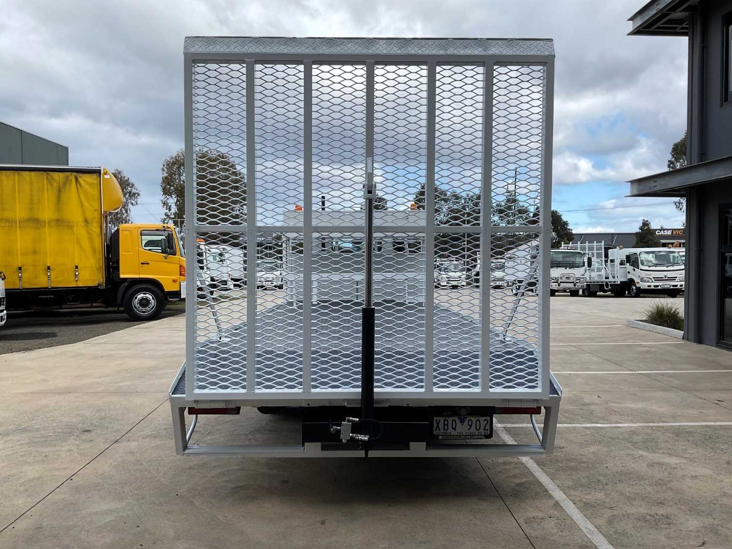 2006 MITSUBISHI CANTER BEAVERTAIL