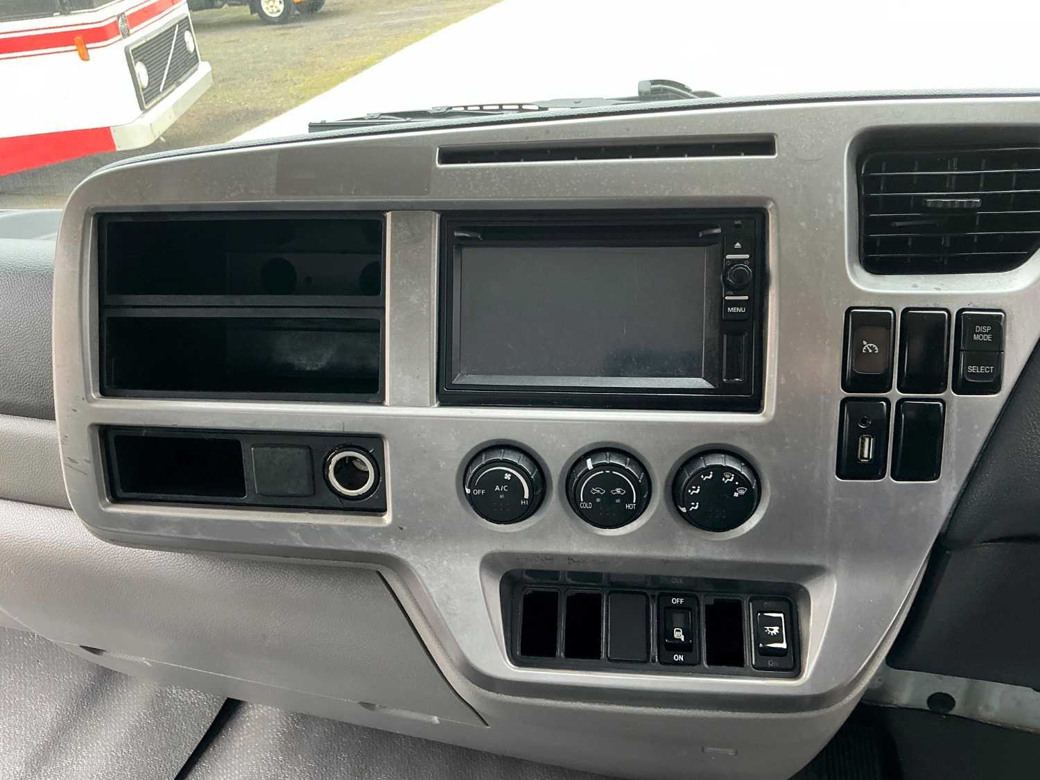 2018 UD PK17/280 Cab Chassis