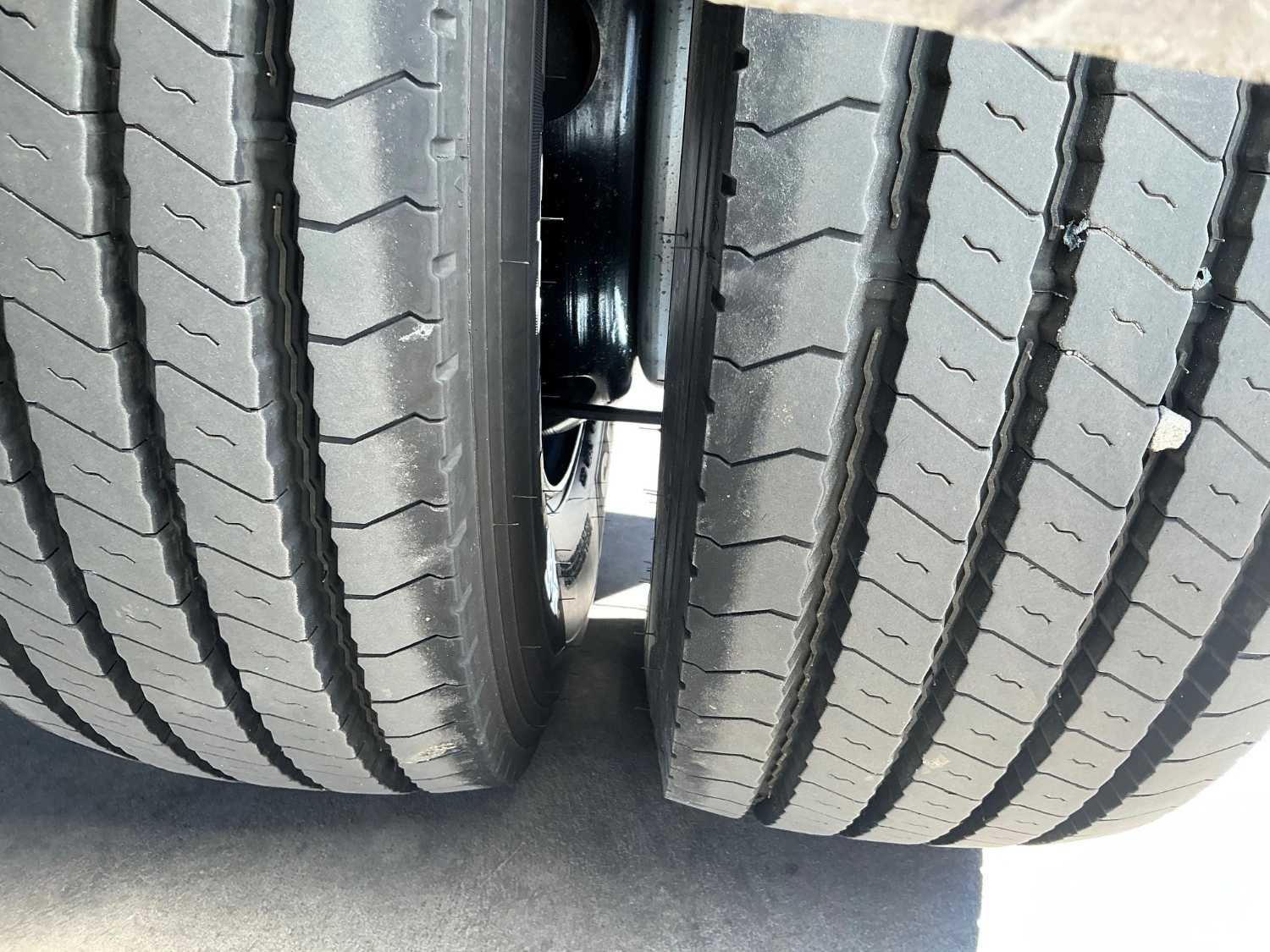 2016 ISUZU FRR 110/260 TRAY