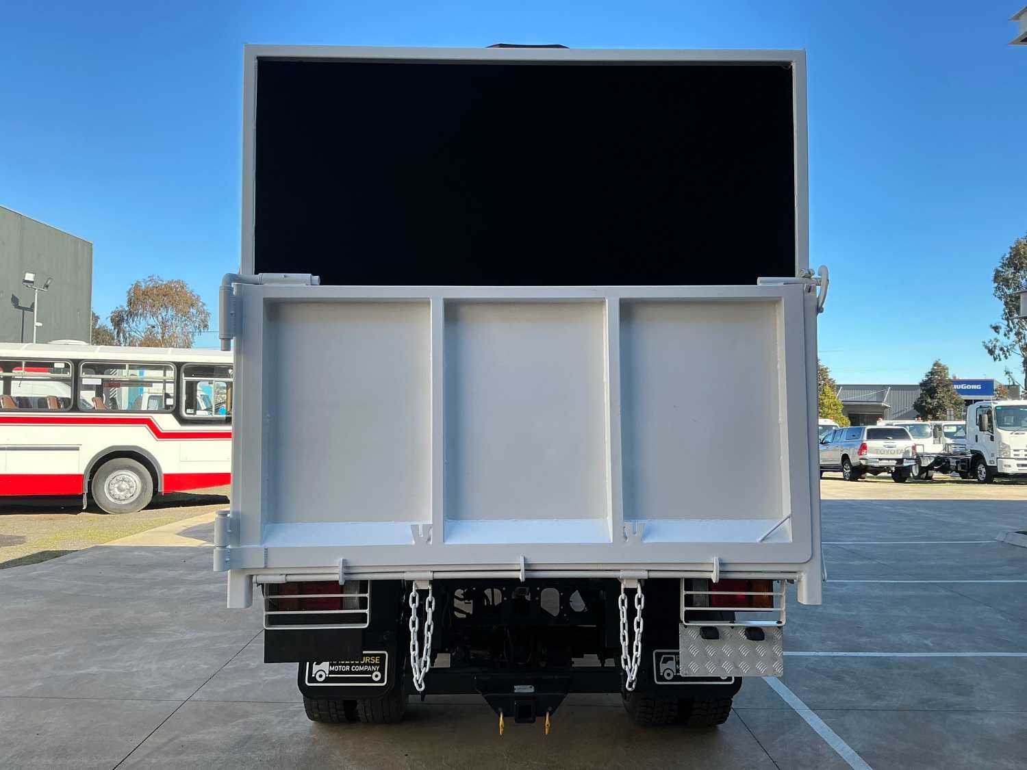 2015 ISUZU FRR500 DUAL CAB CHIPPER TIPPER
