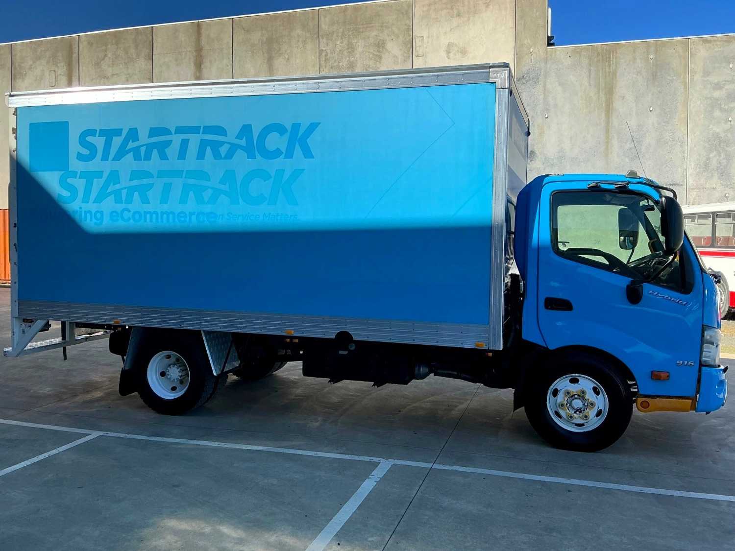 2012 HINO 300 PANTECH