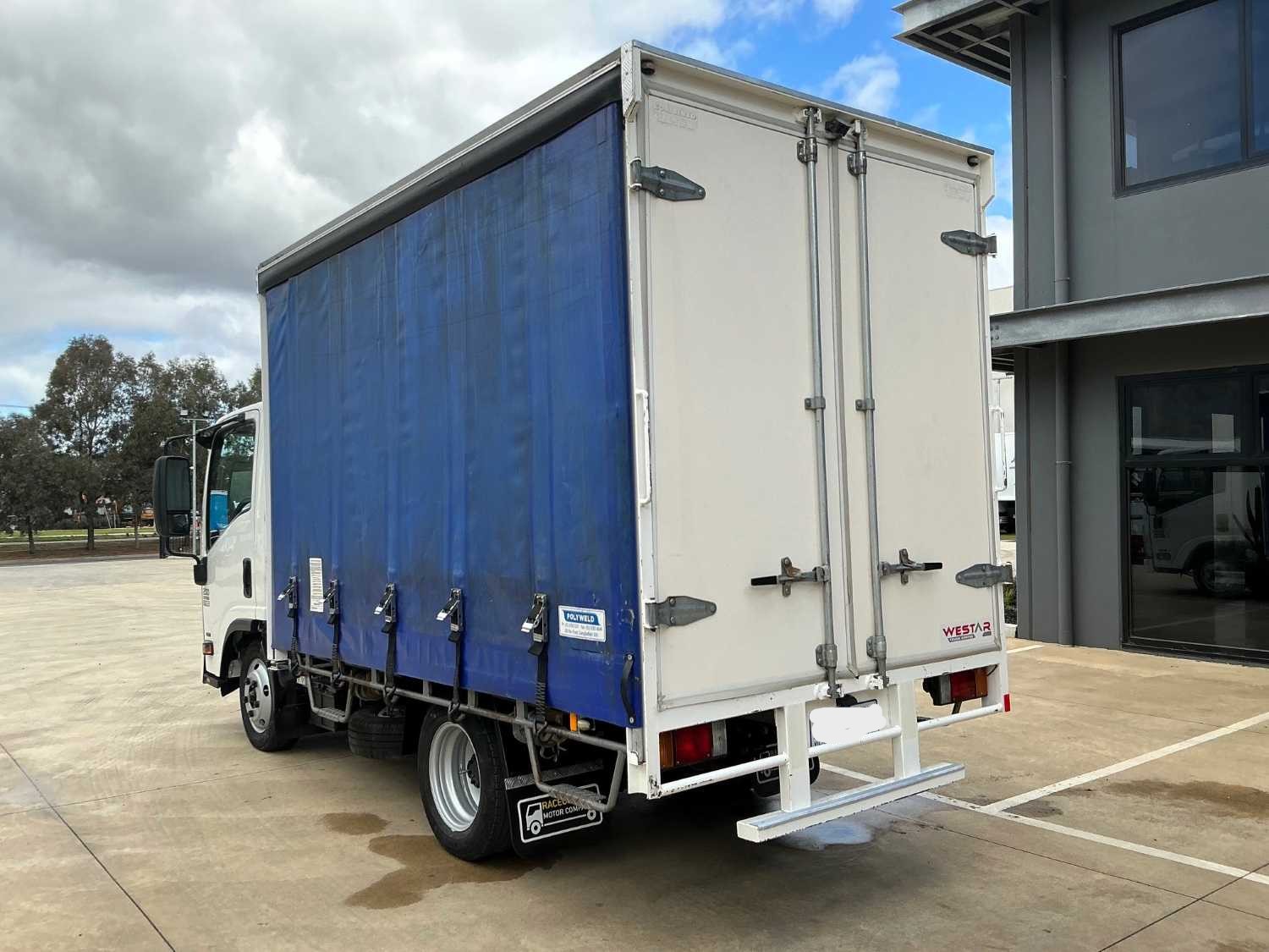 2013 ISUZU NLR200 CURTAINSIDER