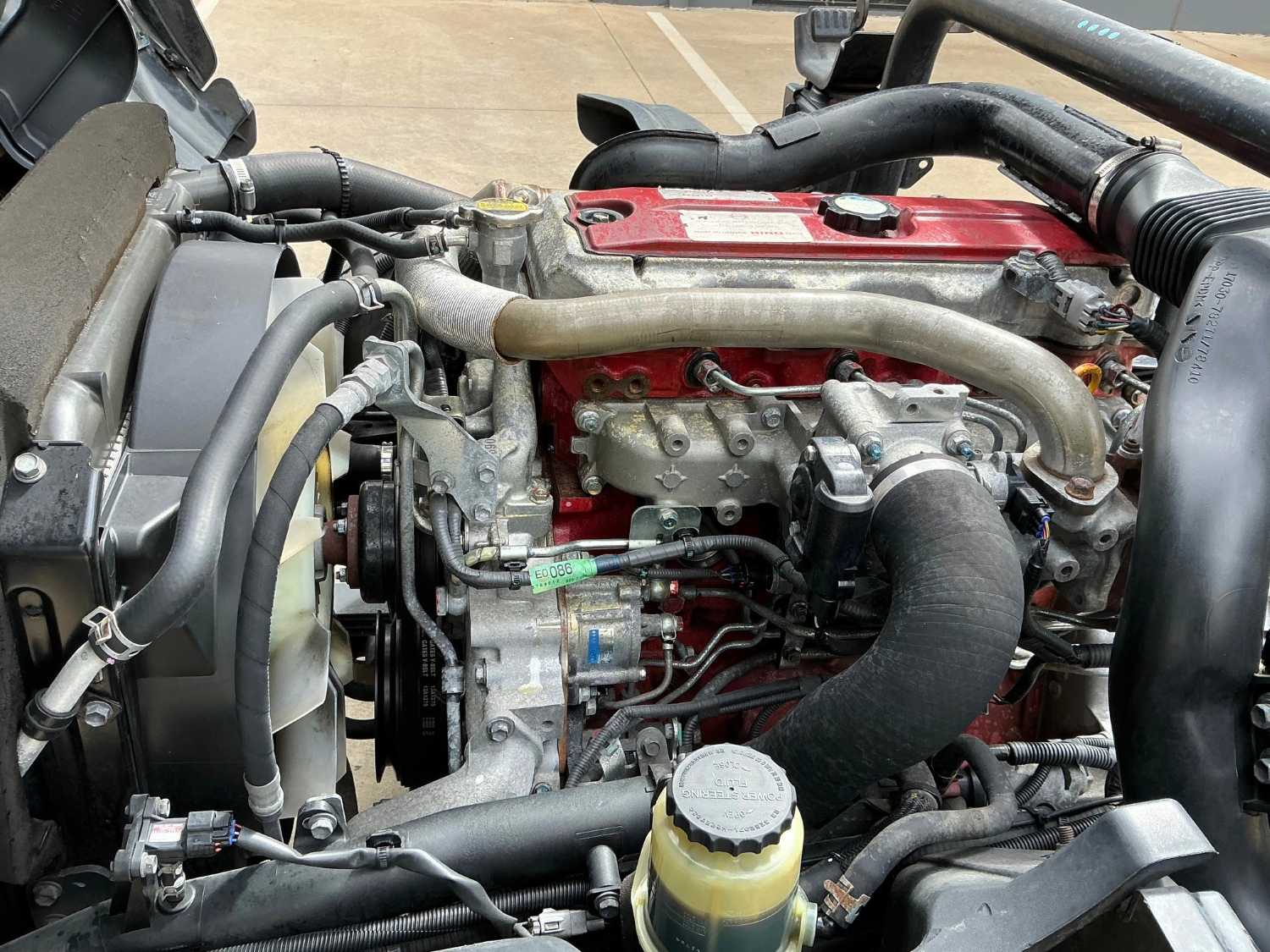 2010 HINO 300 CAB CHASSIS