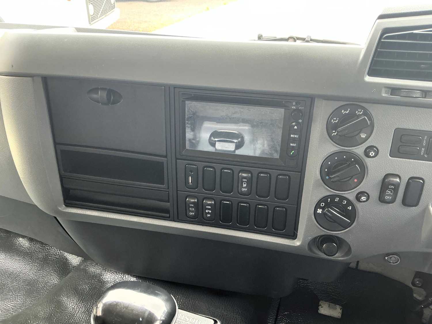 2018 FUSO FIGHTER PANTECH