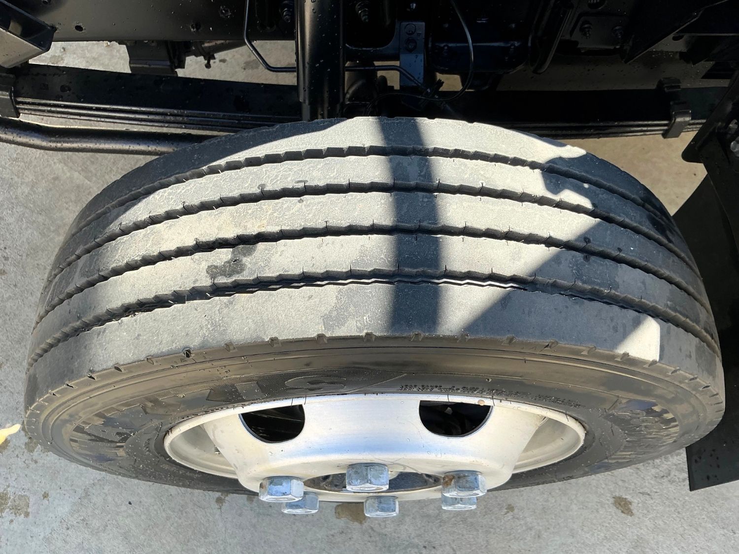 2018 ISUZU NPR65 TRAY image 15