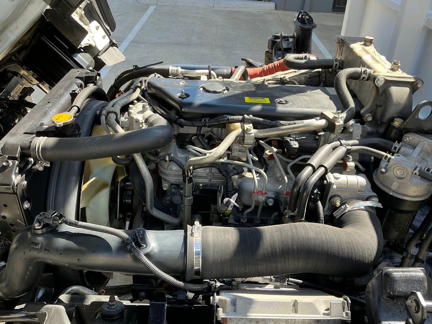 2018 ISUZU NPR65 TRAY image 19