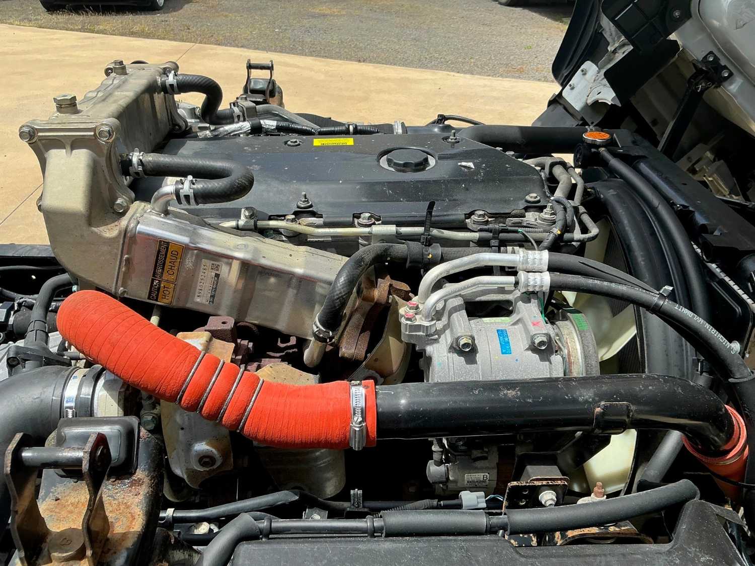 2018 ISUZU NPR65 CAB CHASSIS