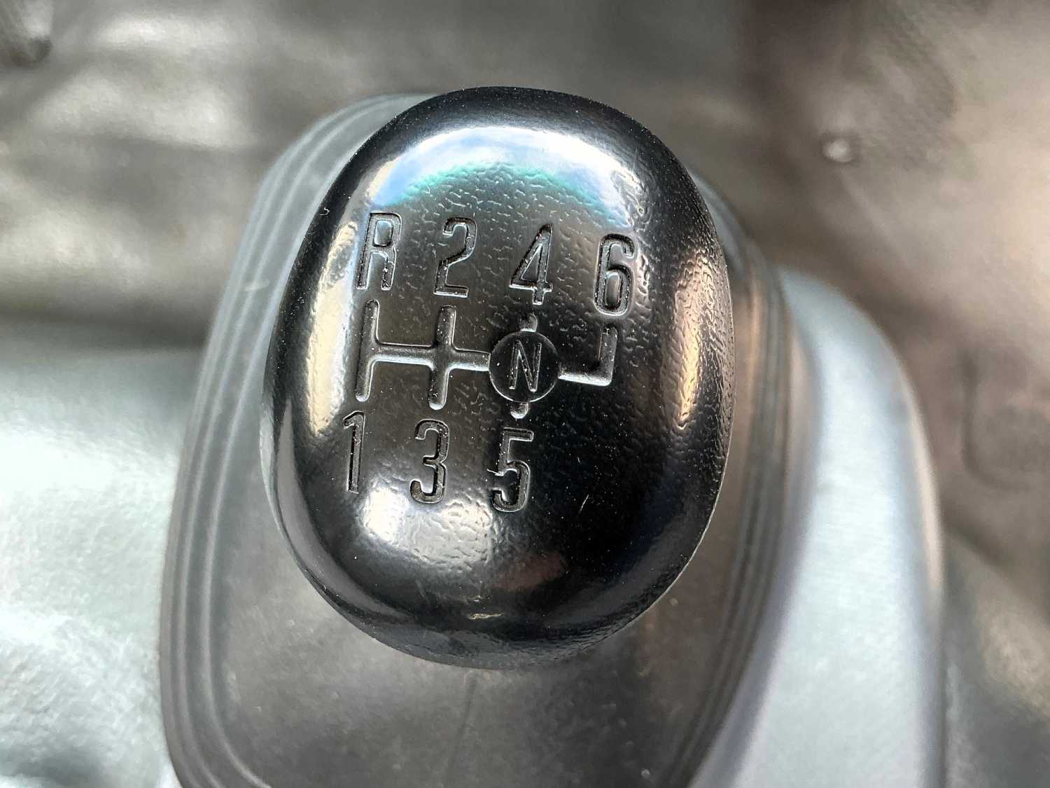 2018 ISUZU NPR65 CAB CHASSIS