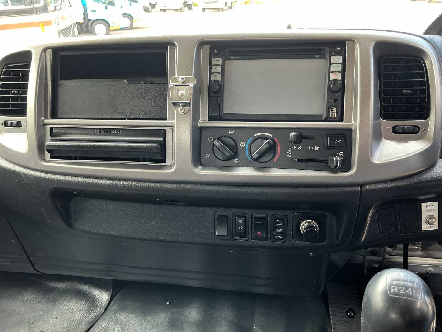 2014 HINO FE CAB CHASSIS