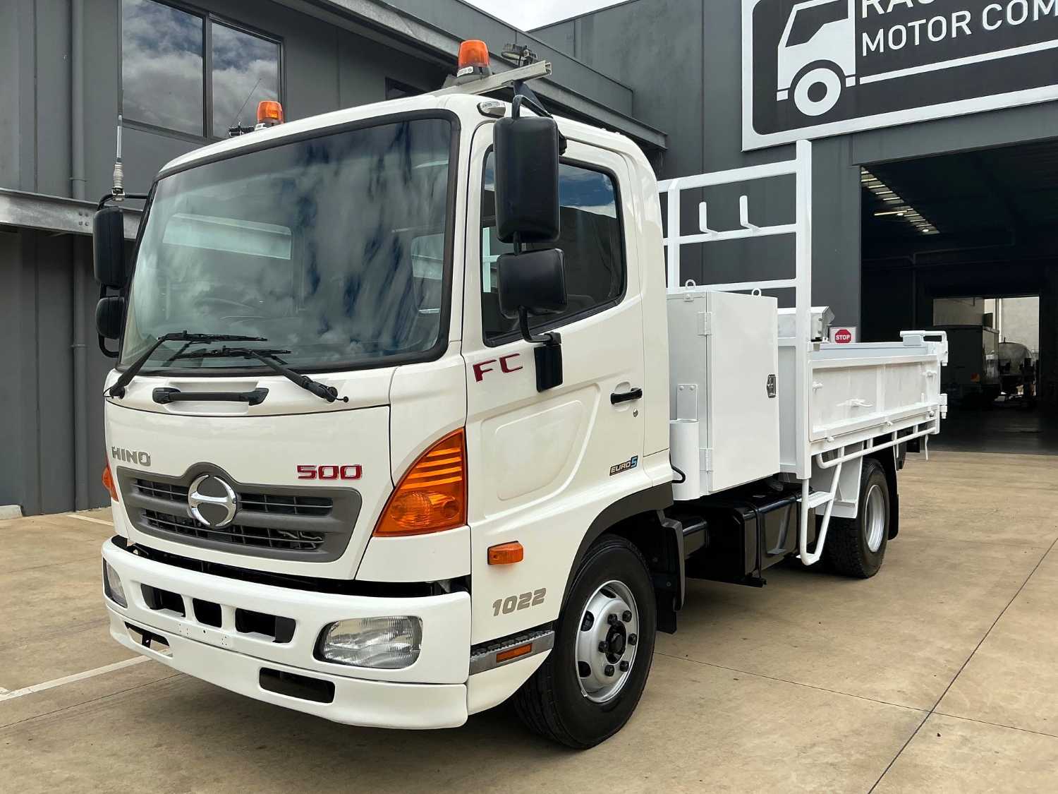 2012 HINO FC TIPPER