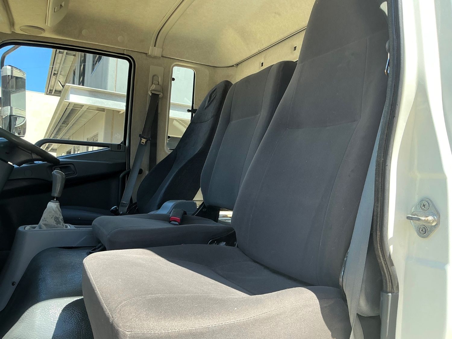 2012 FUSO FIGHTER TRAY