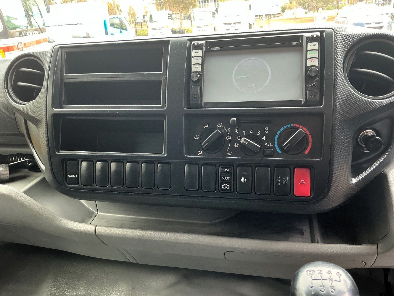 2016 HINO 300 PANTECH