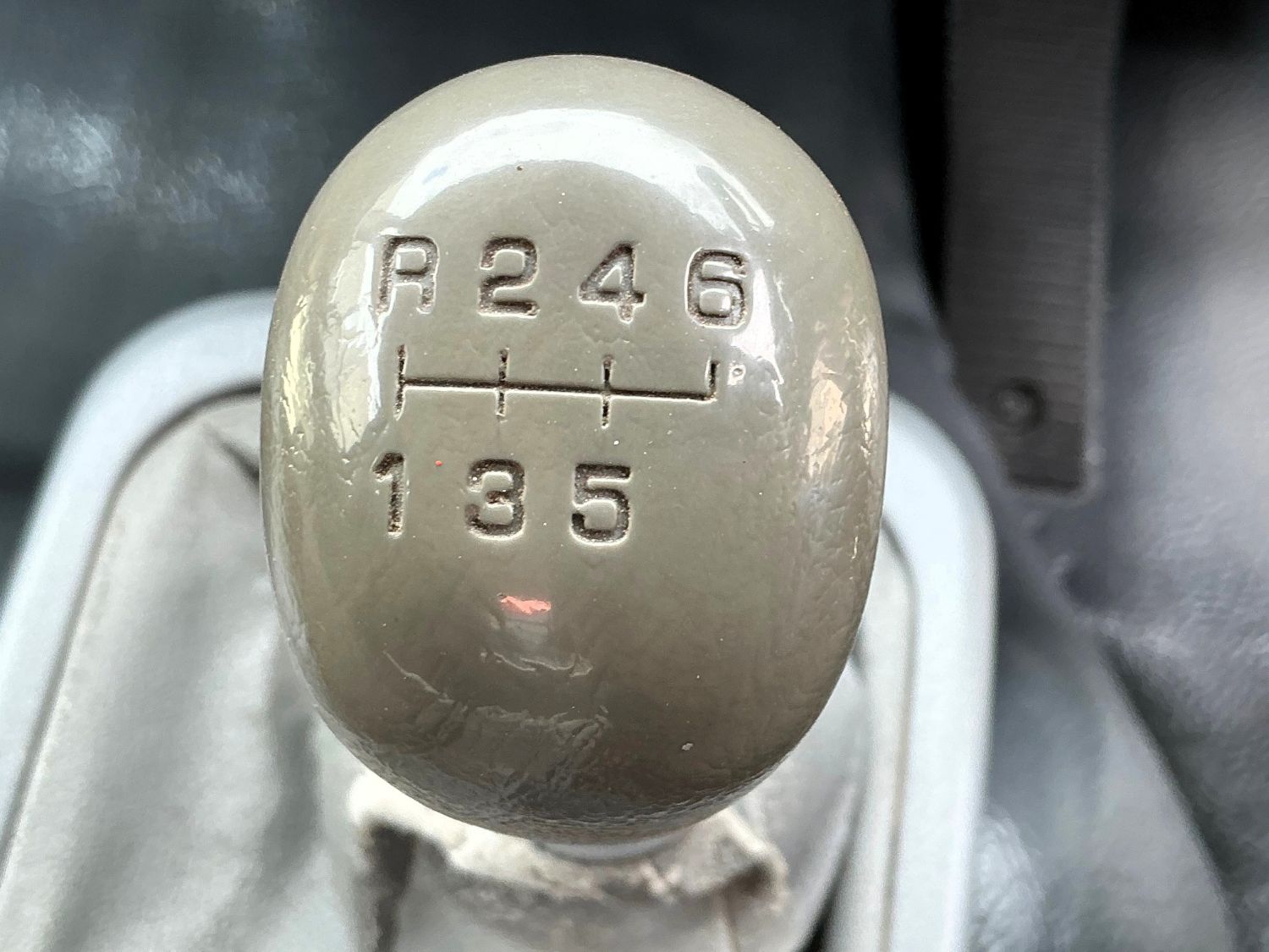 2017 FUSO FIGHTER 1024 CONCRETE PUMP