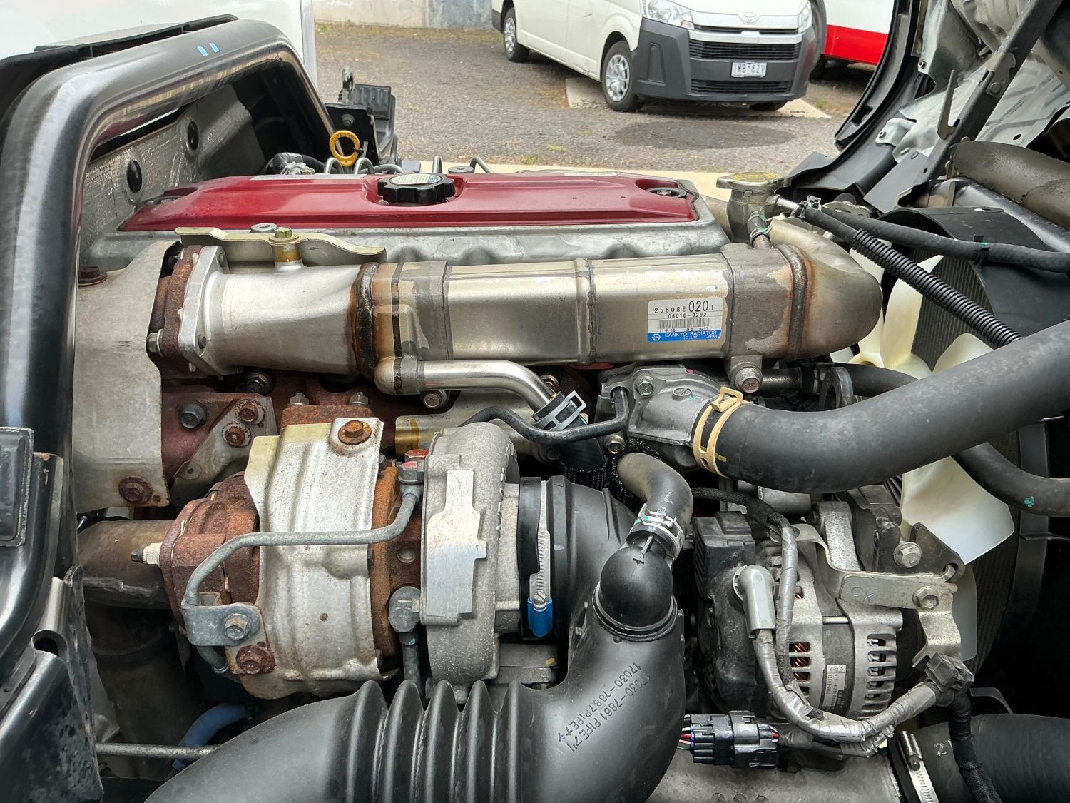 2016 HINO 300 PANTECH