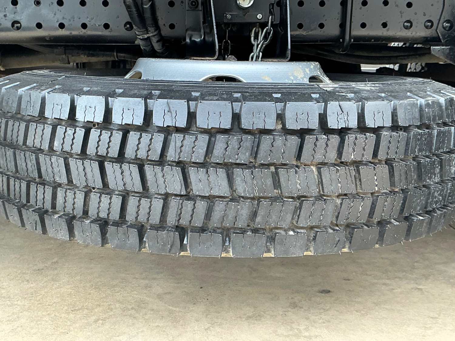 2015 ISUZU NPR300 TIPPER