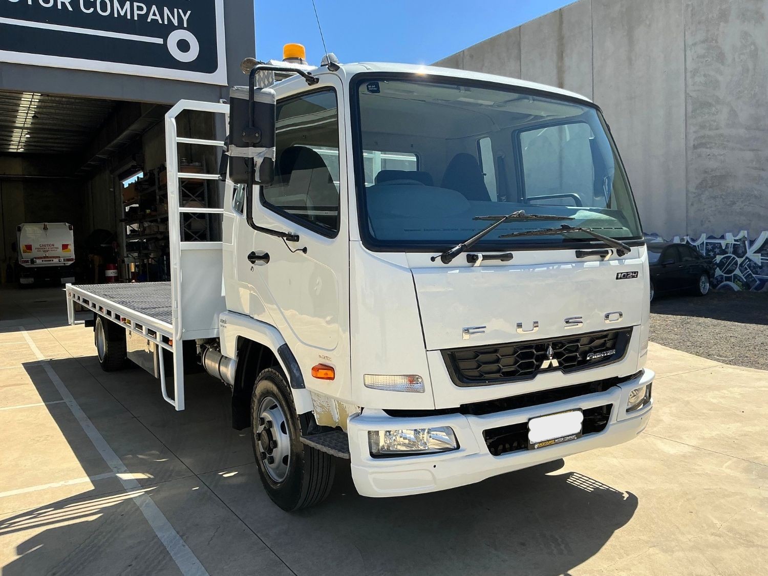 2012 FUSO FIGHTER TRAY