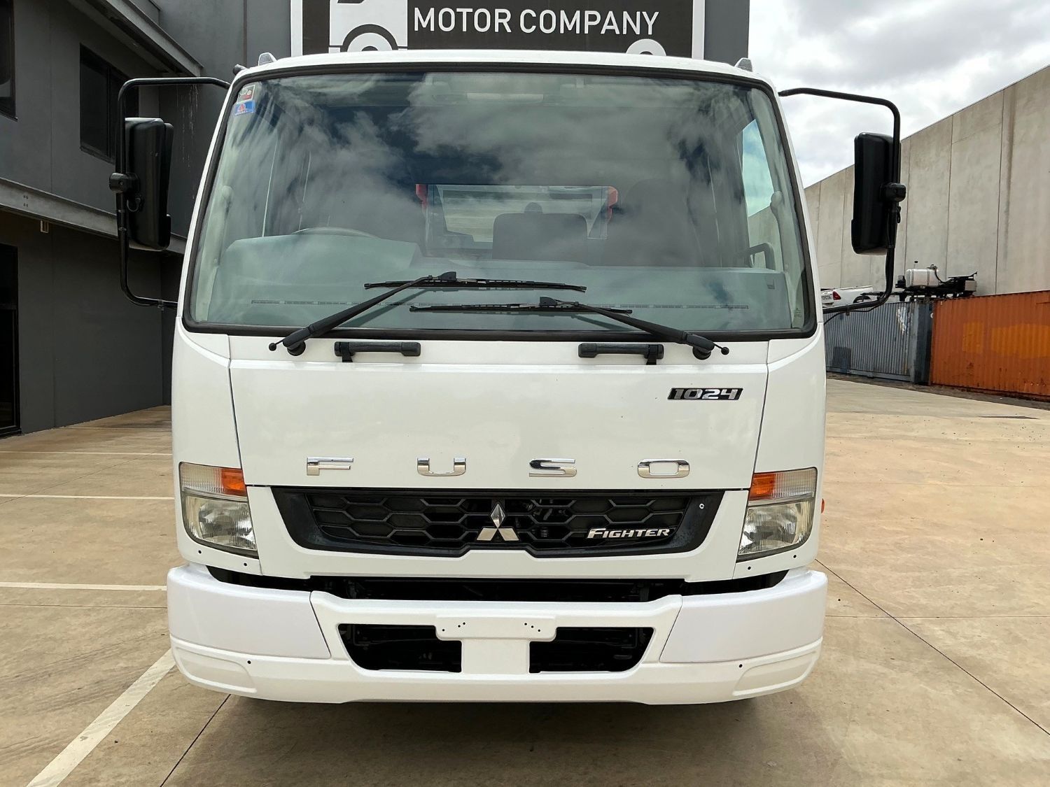 2017 FUSO FIGHTER 1024 CONCRETE PUMP