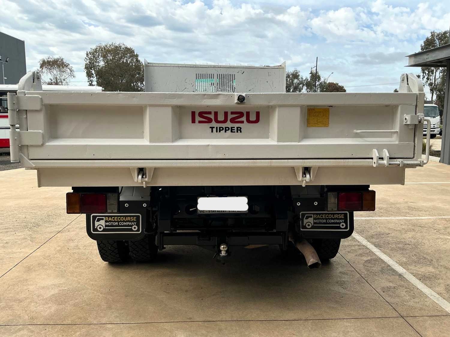 2015 ISUZU NPR300 TIPPER