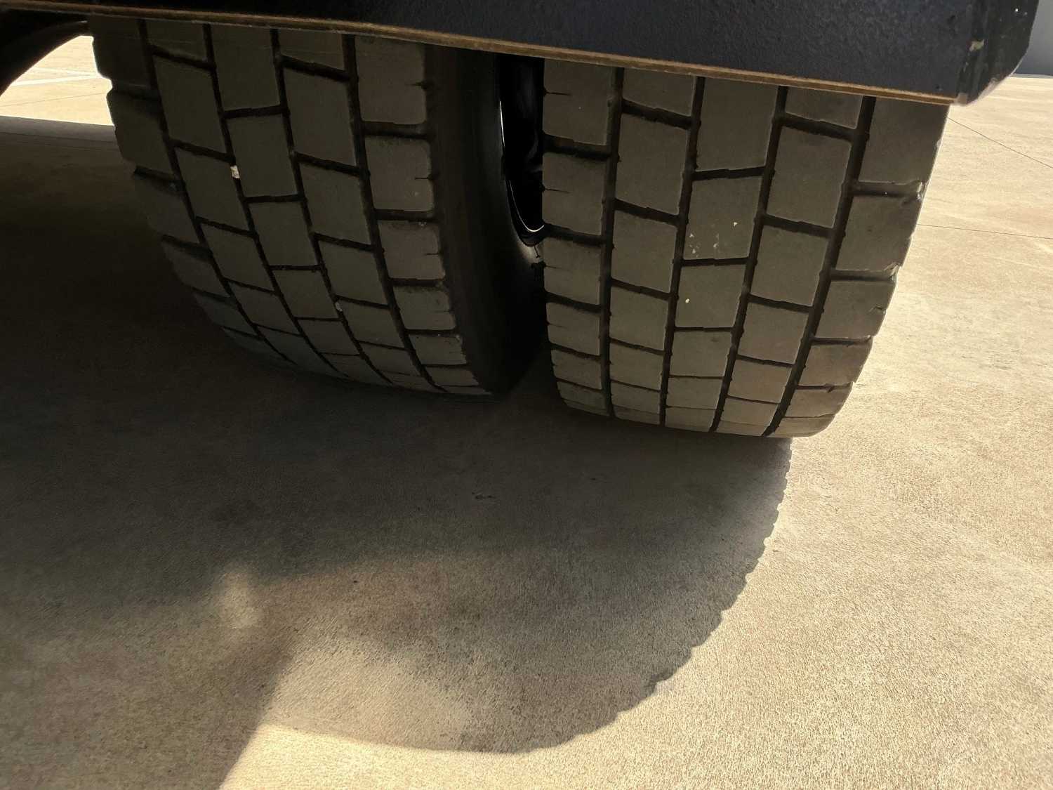 2016 ISUZU FRR110-260 SERVICE BODY