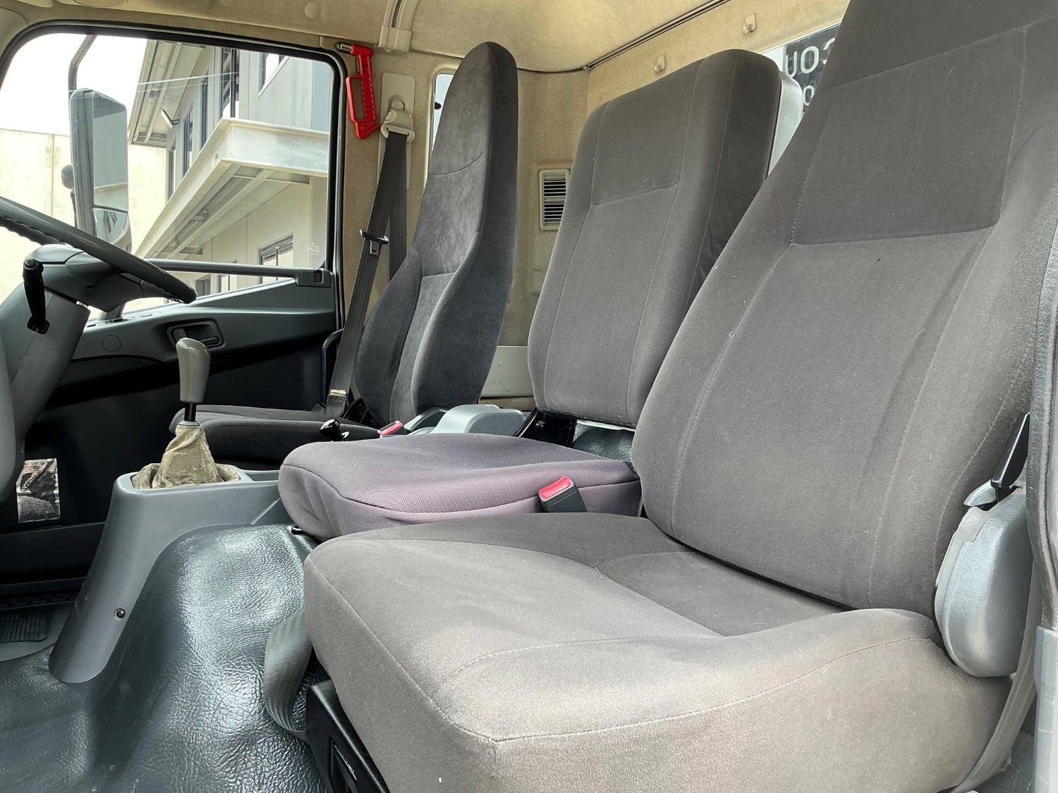 2012 FUSO FIGHTER TIPPER/CRANE