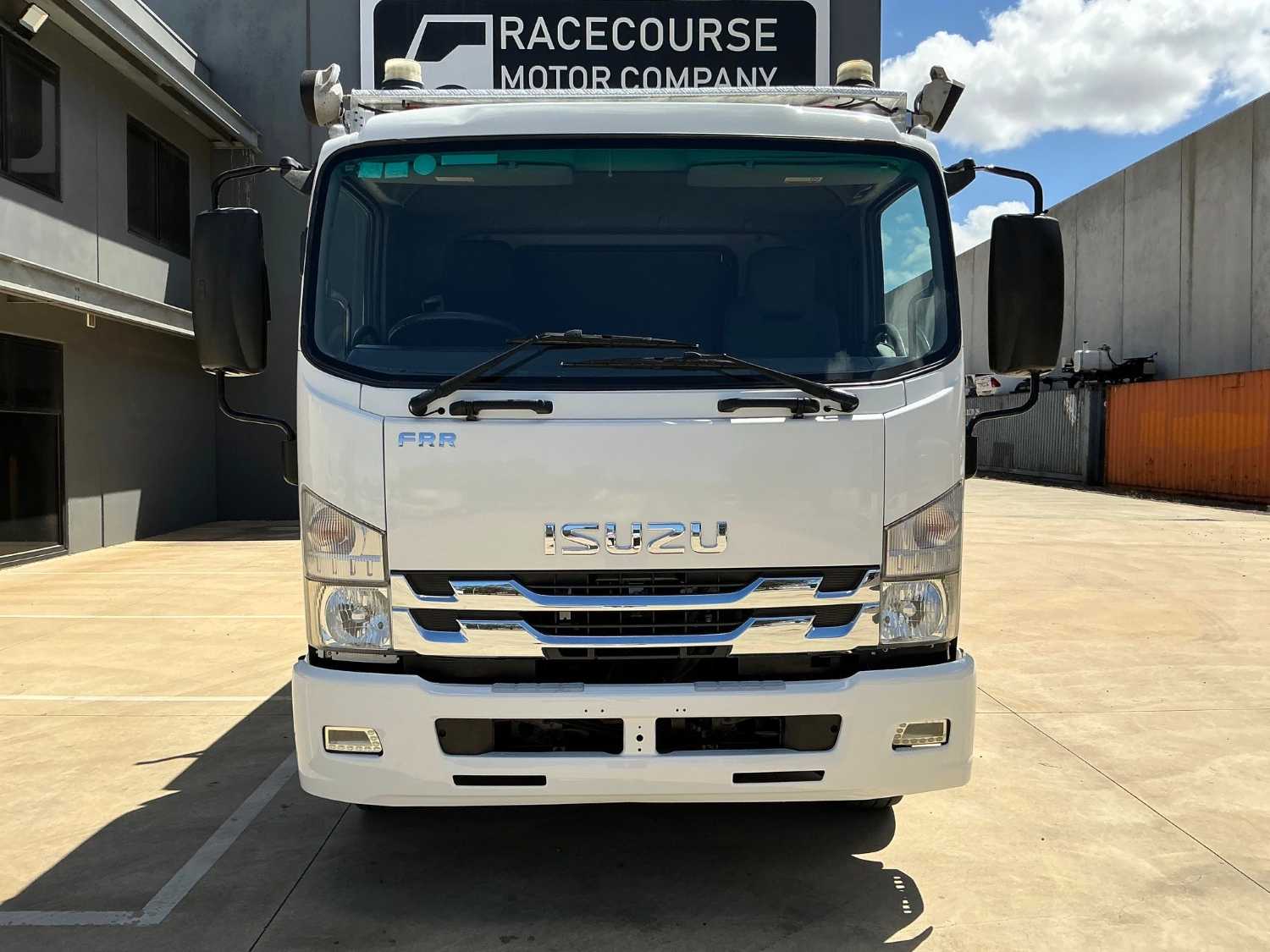 2016 ISUZU FRR110-260 SERVICE BODY