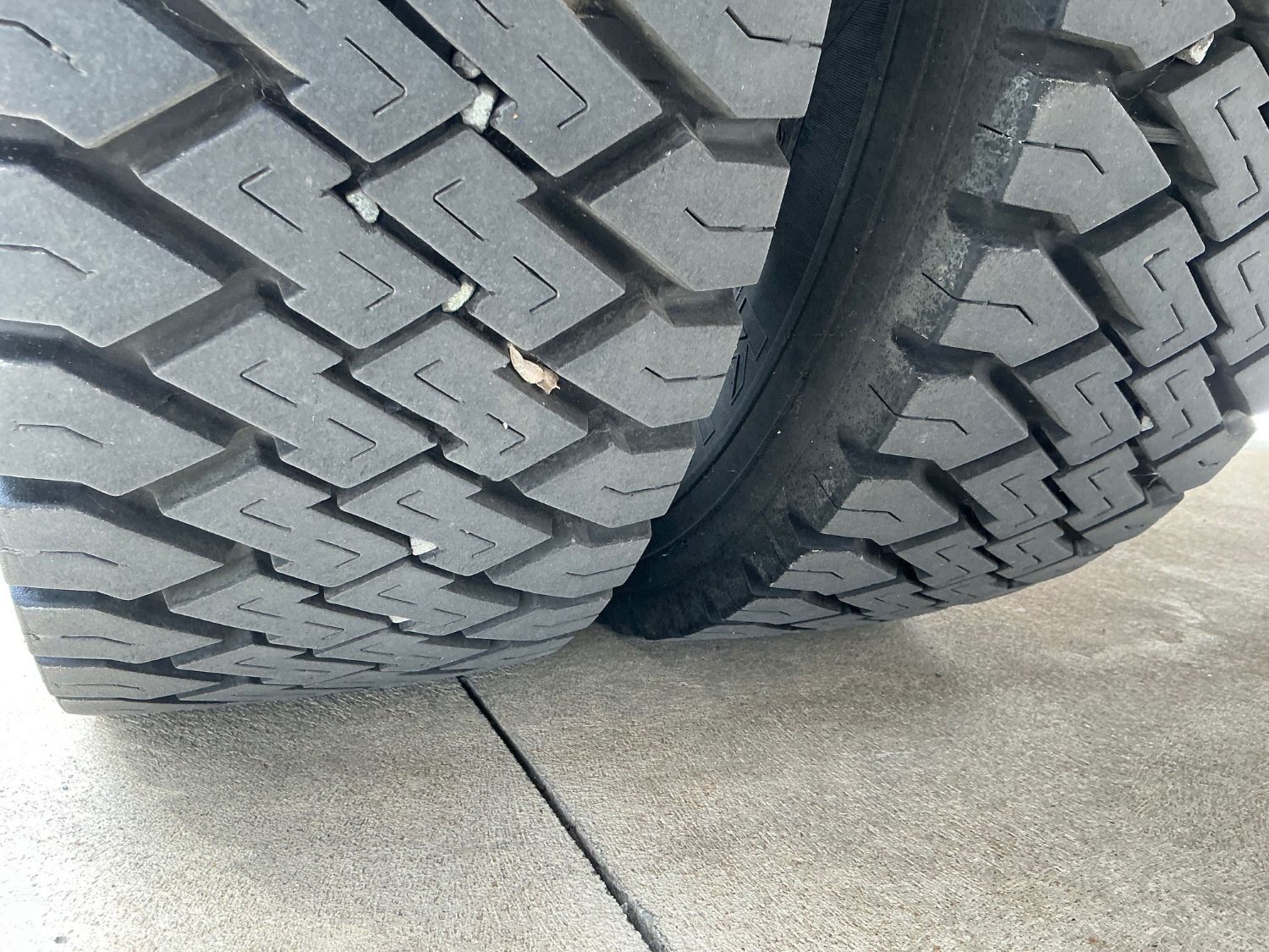 2015 Isuzu NQR87-190 Service Body