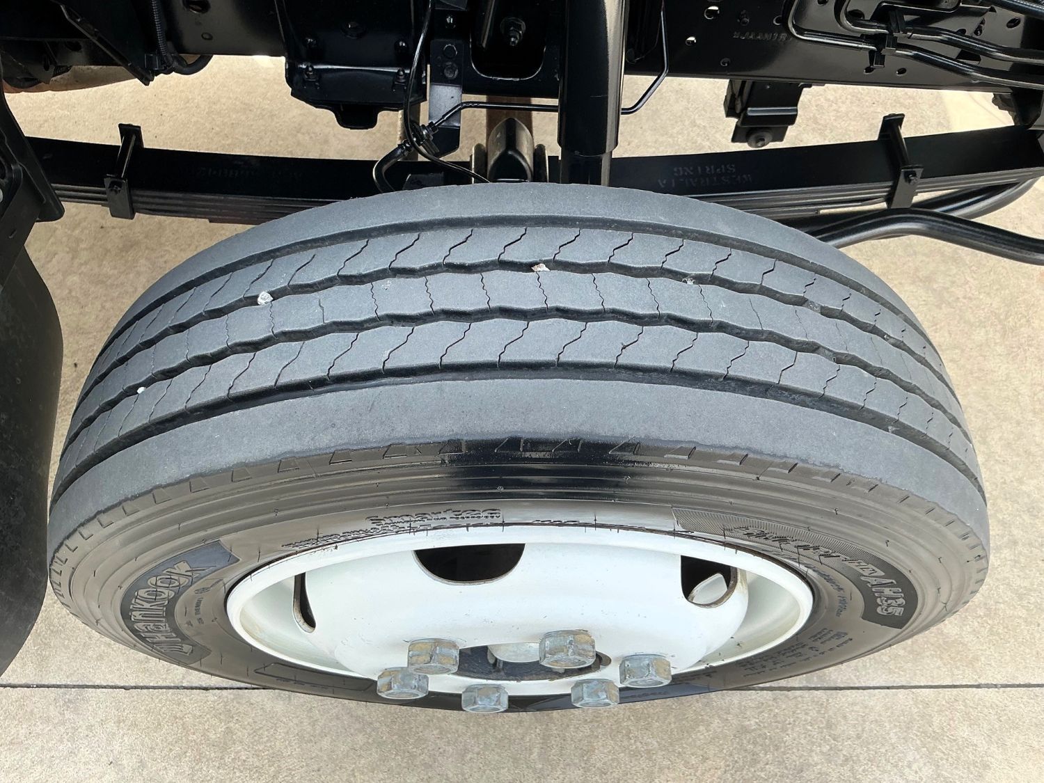 2015 Isuzu NQR87-190 Service Body