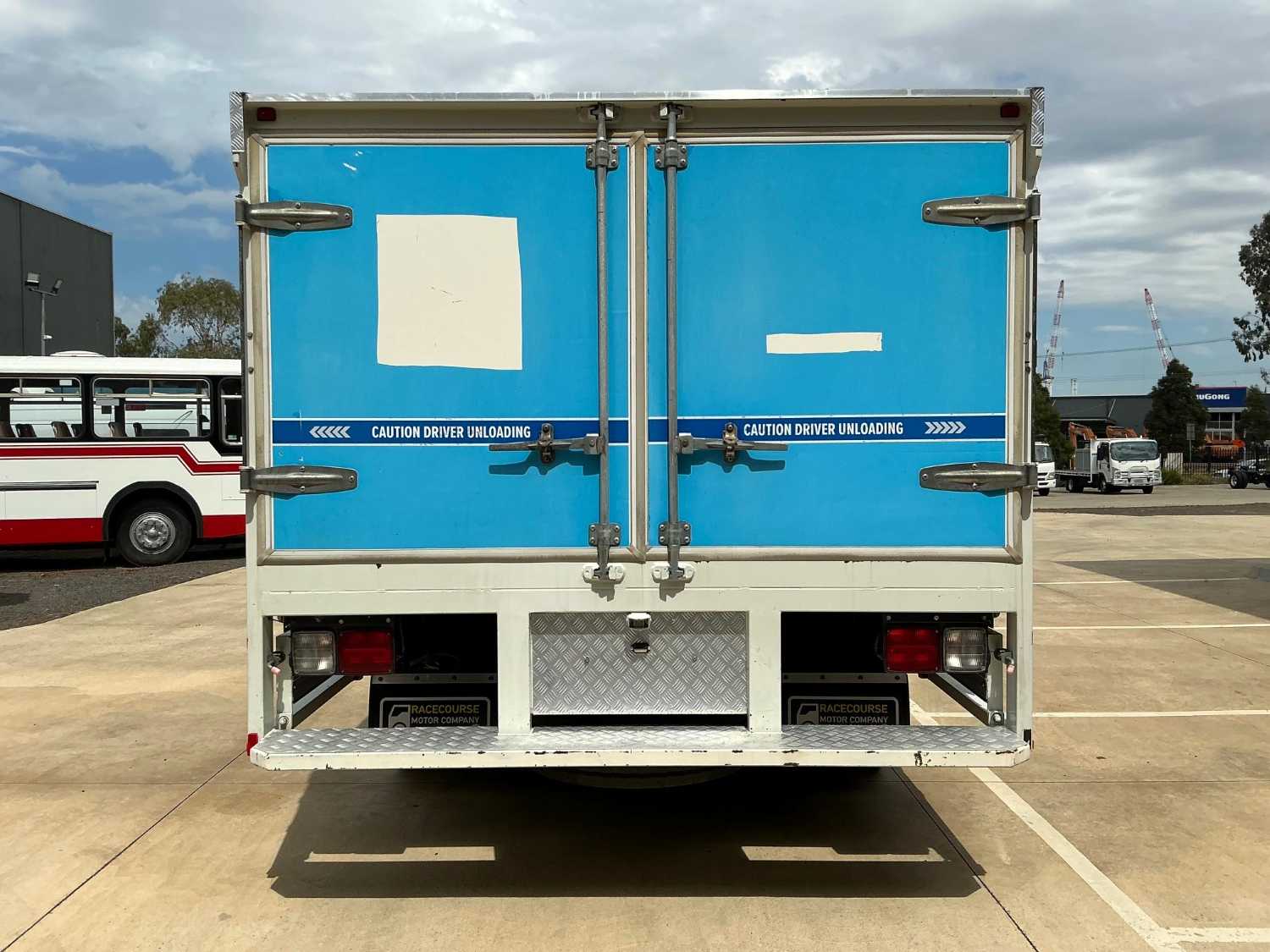2020 HINO FE500 CURTAINSIDER