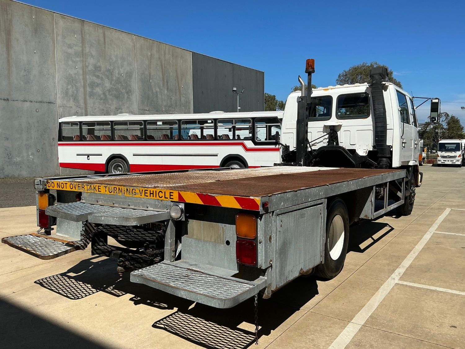 1991 ISUZU FSR450 DUAL CAB TRAY