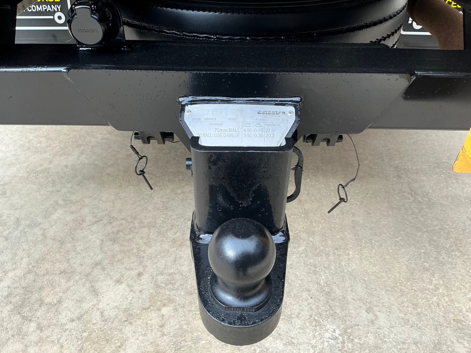 2015 Isuzu NQR87-190 Service Body