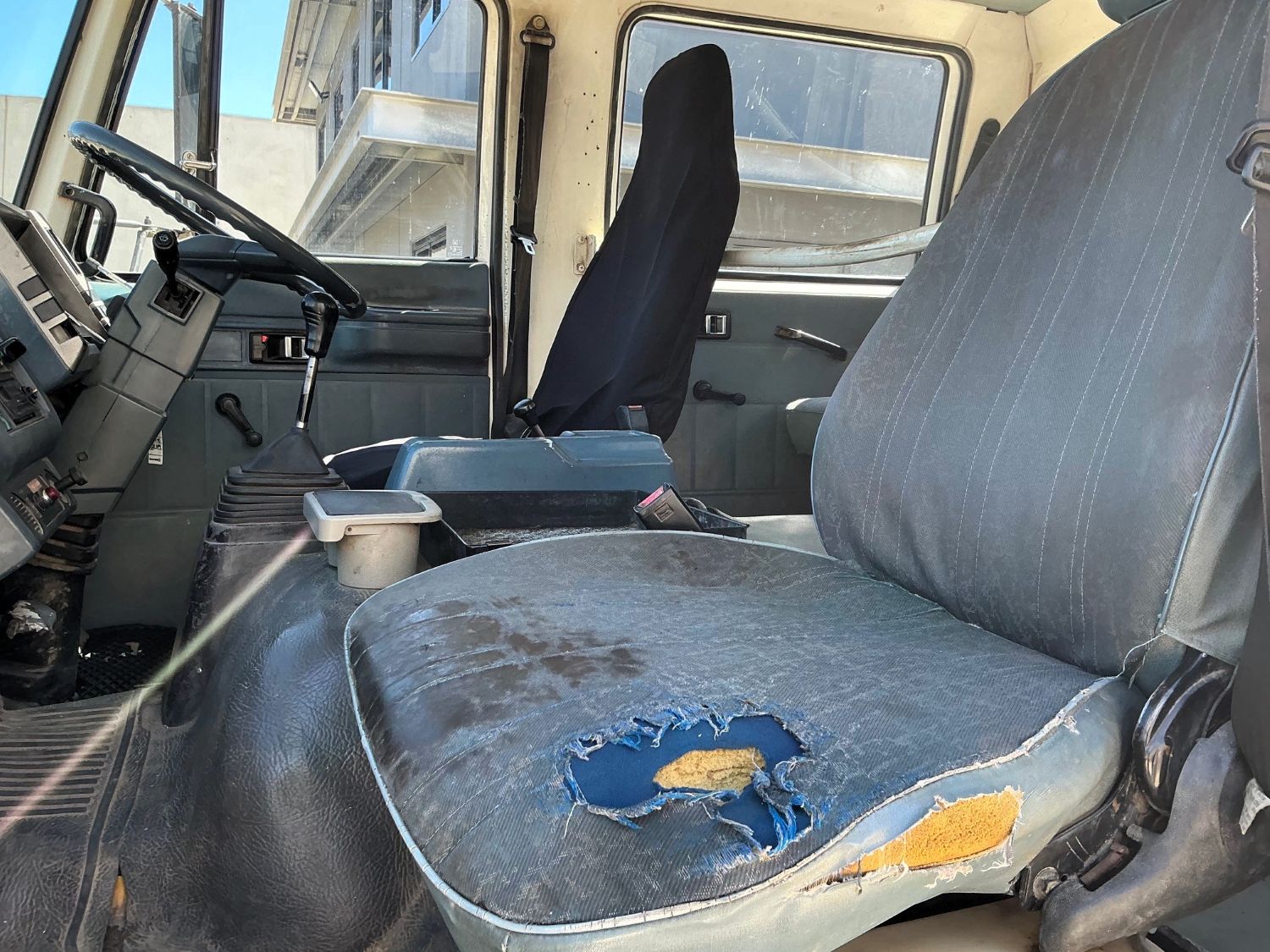 1991 ISUZU FSR450 DUAL CAB TRAY