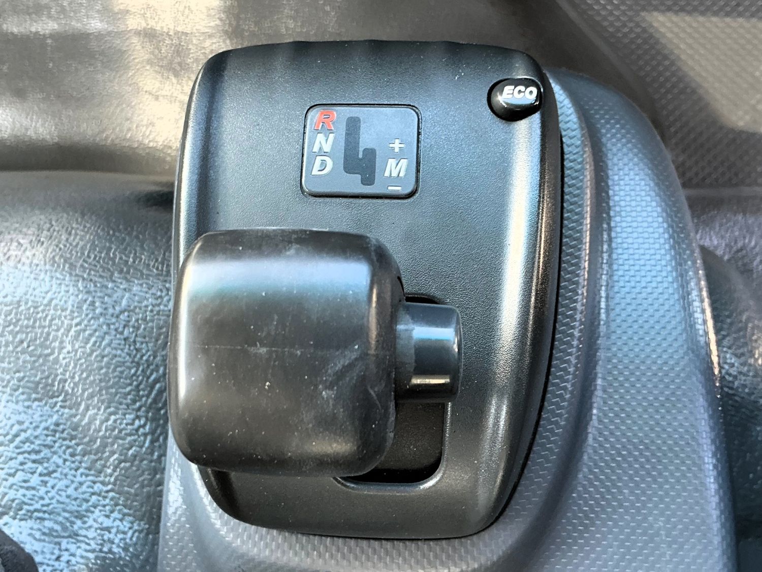 2015 Isuzu NQR450 Dual Cab Tray