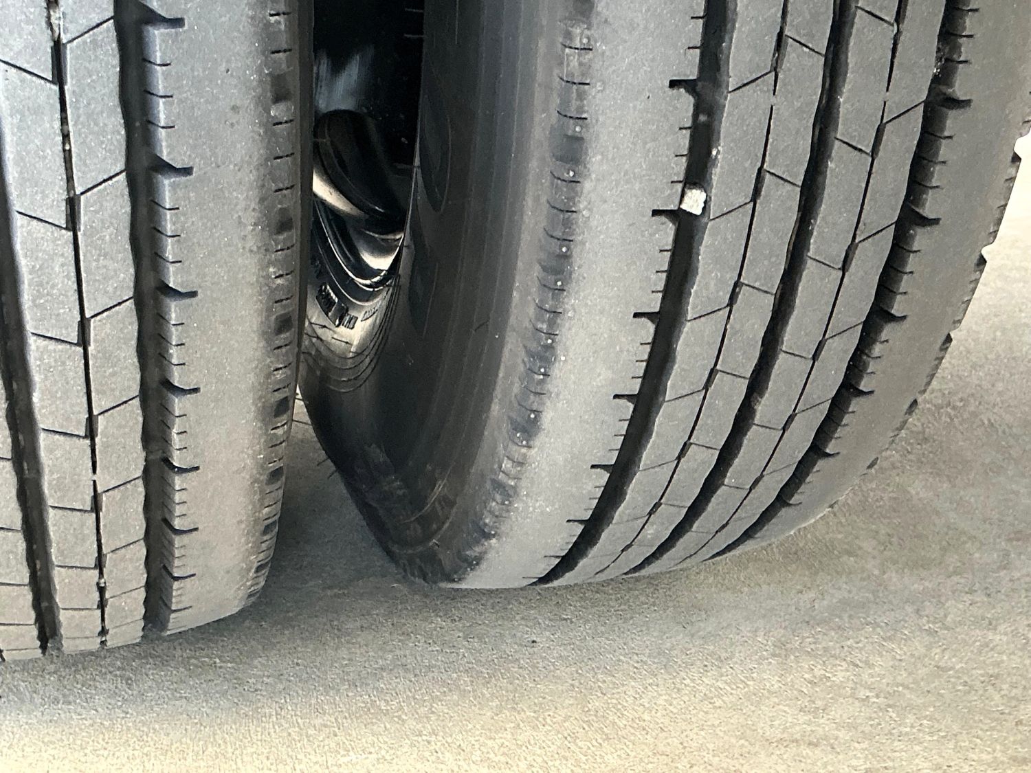 2012 HINO 300 TIPPER