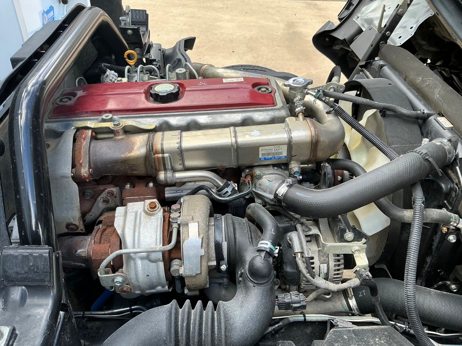 2012 HINO 300 TIPPER