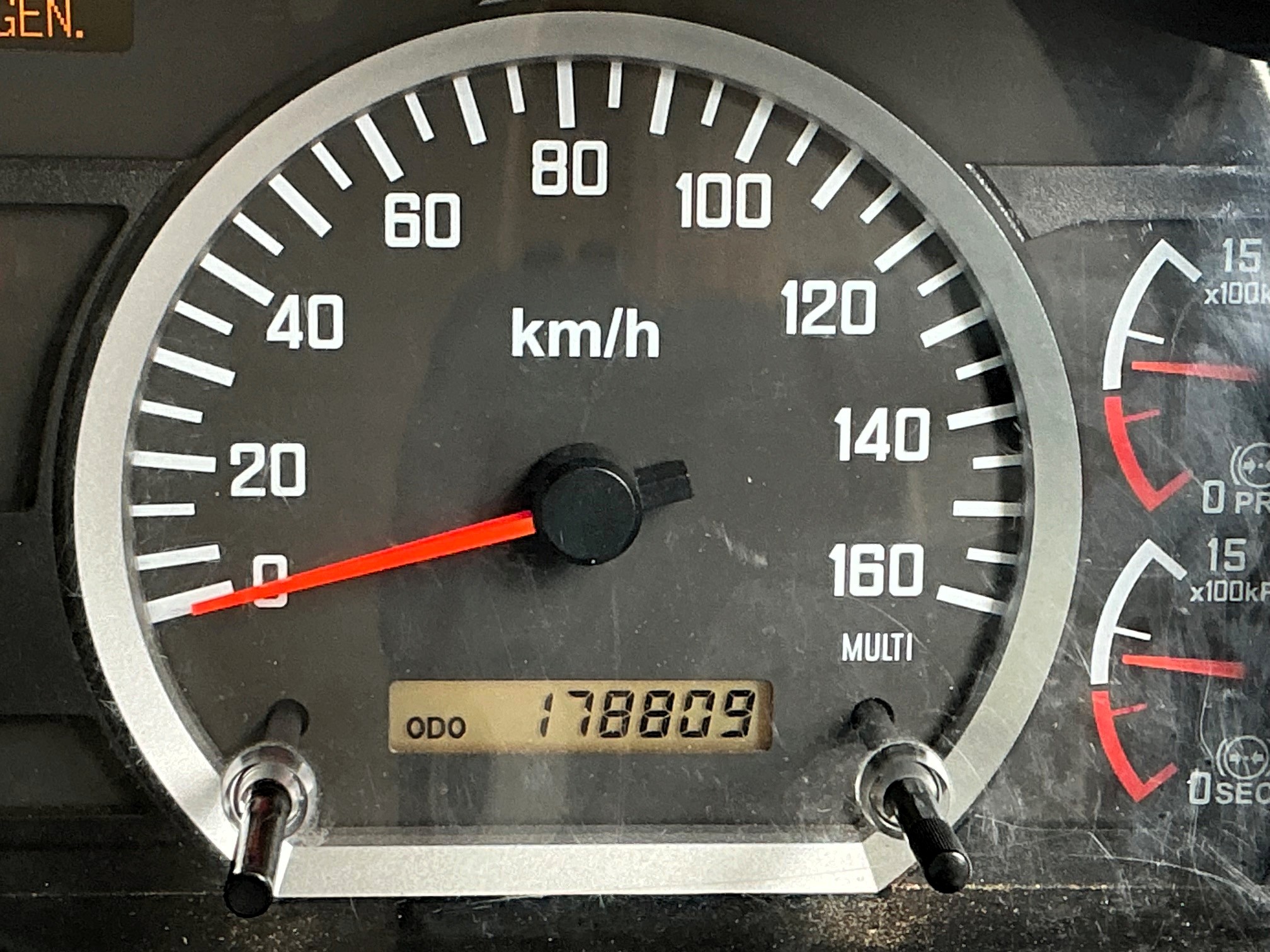 2014 ISUZU FRR600 CHIPPER TIPPER