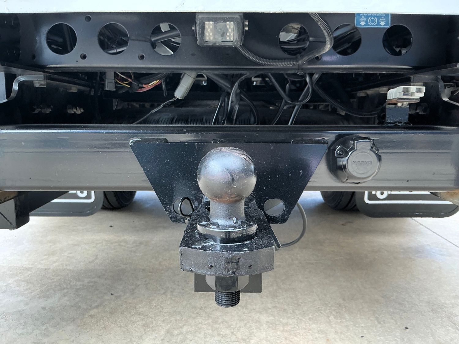 2012 HINO 300 TIPPER