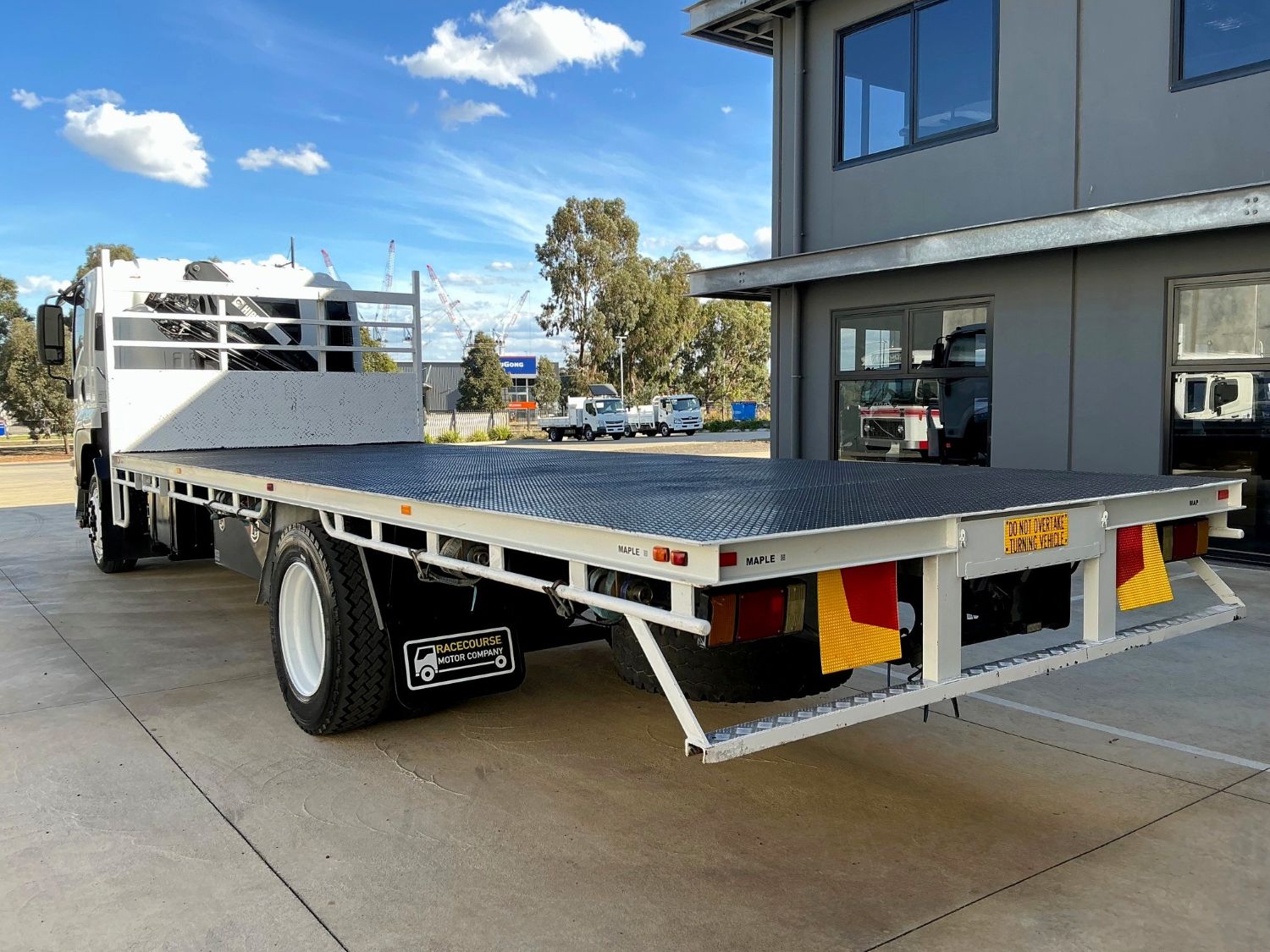 2014 ISUZU FTR900 CRANE TRUCK