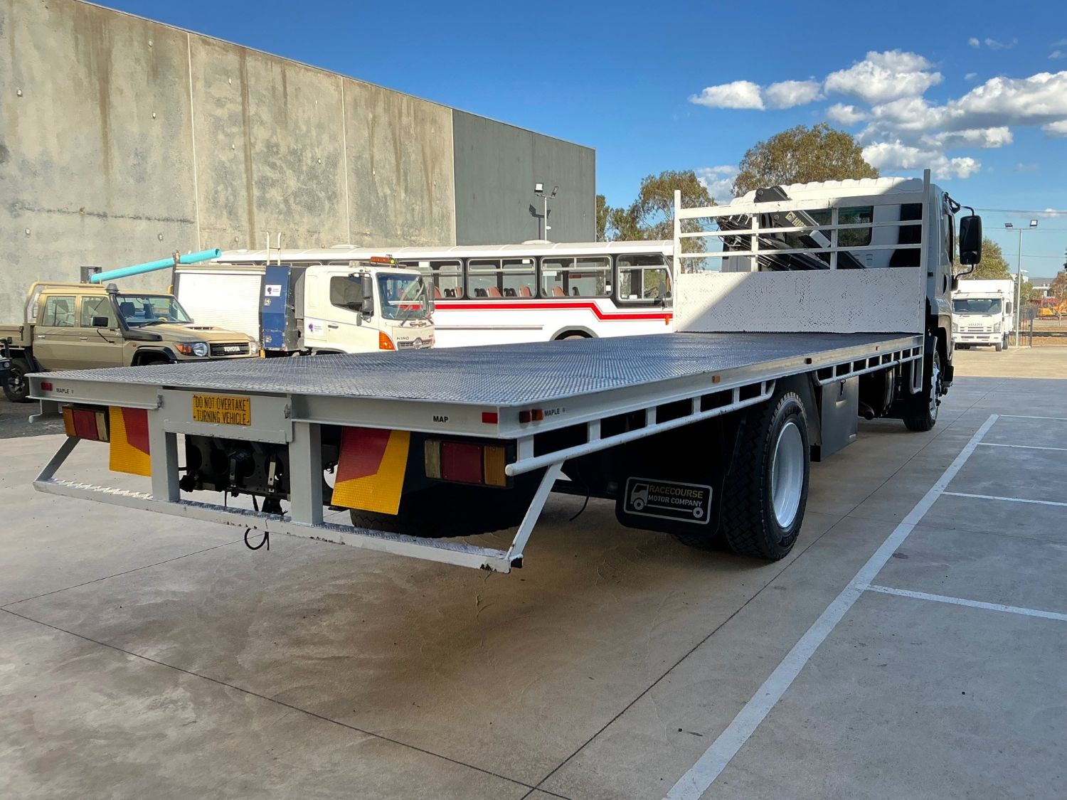 2014 ISUZU FTR900 CRANE TRUCK
