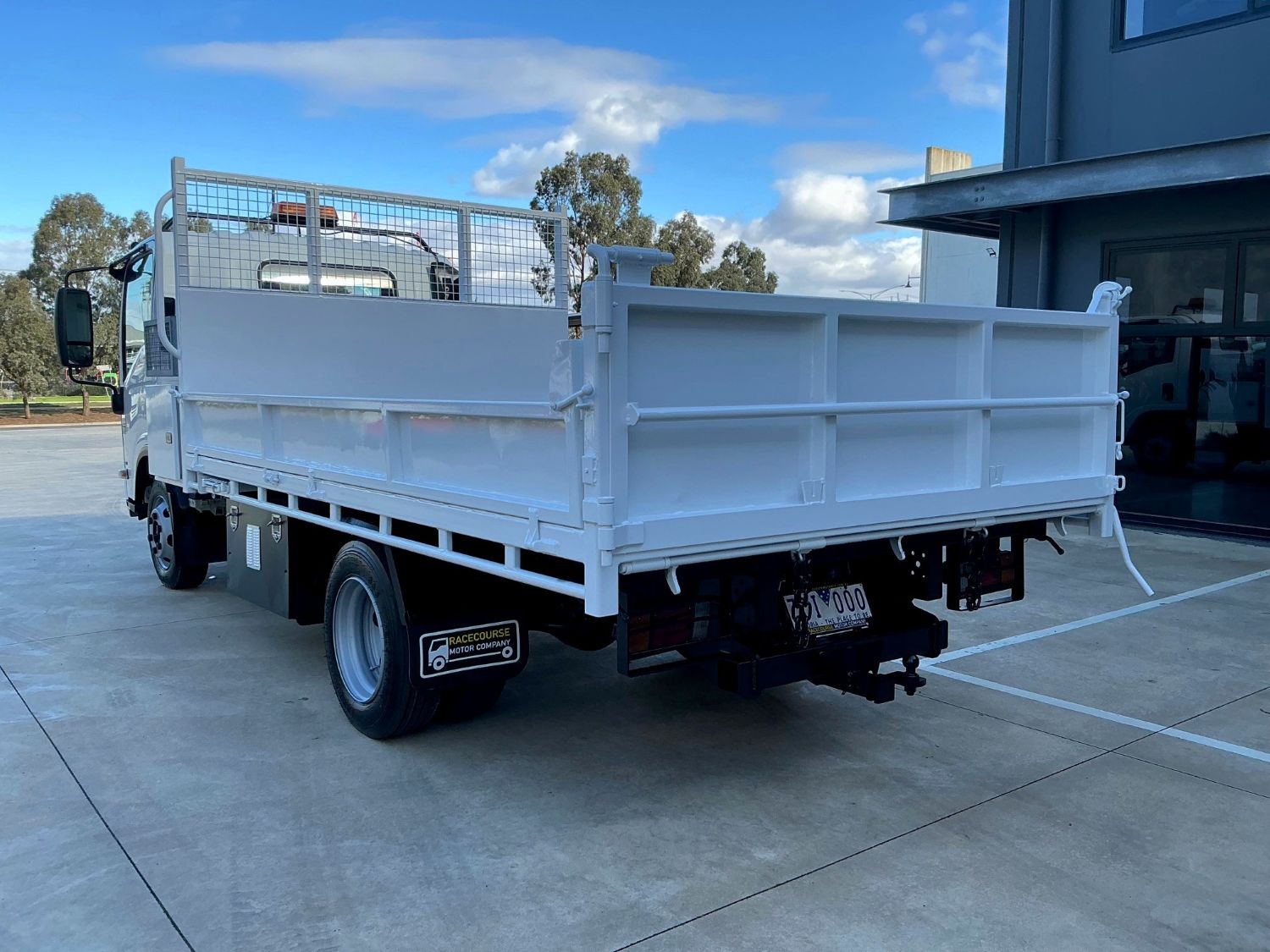 2012 ISUZU NPR300