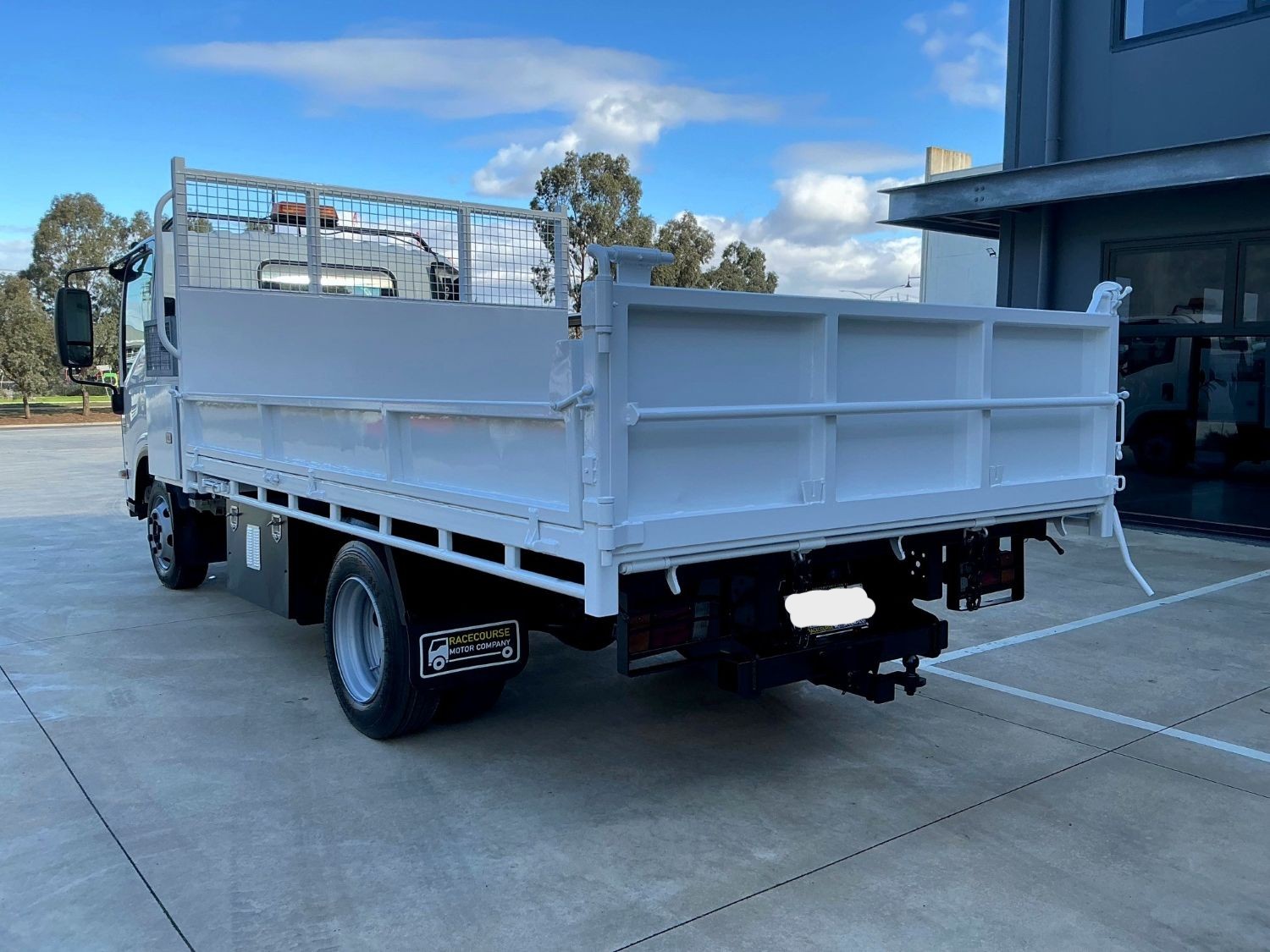 2012 ISUZU NPR300