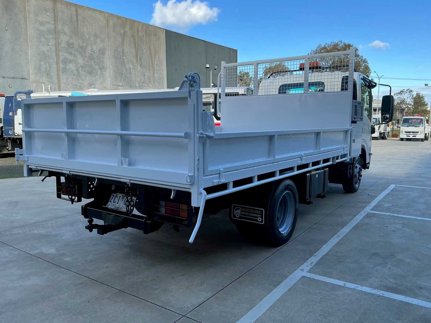2012 ISUZU NPR300