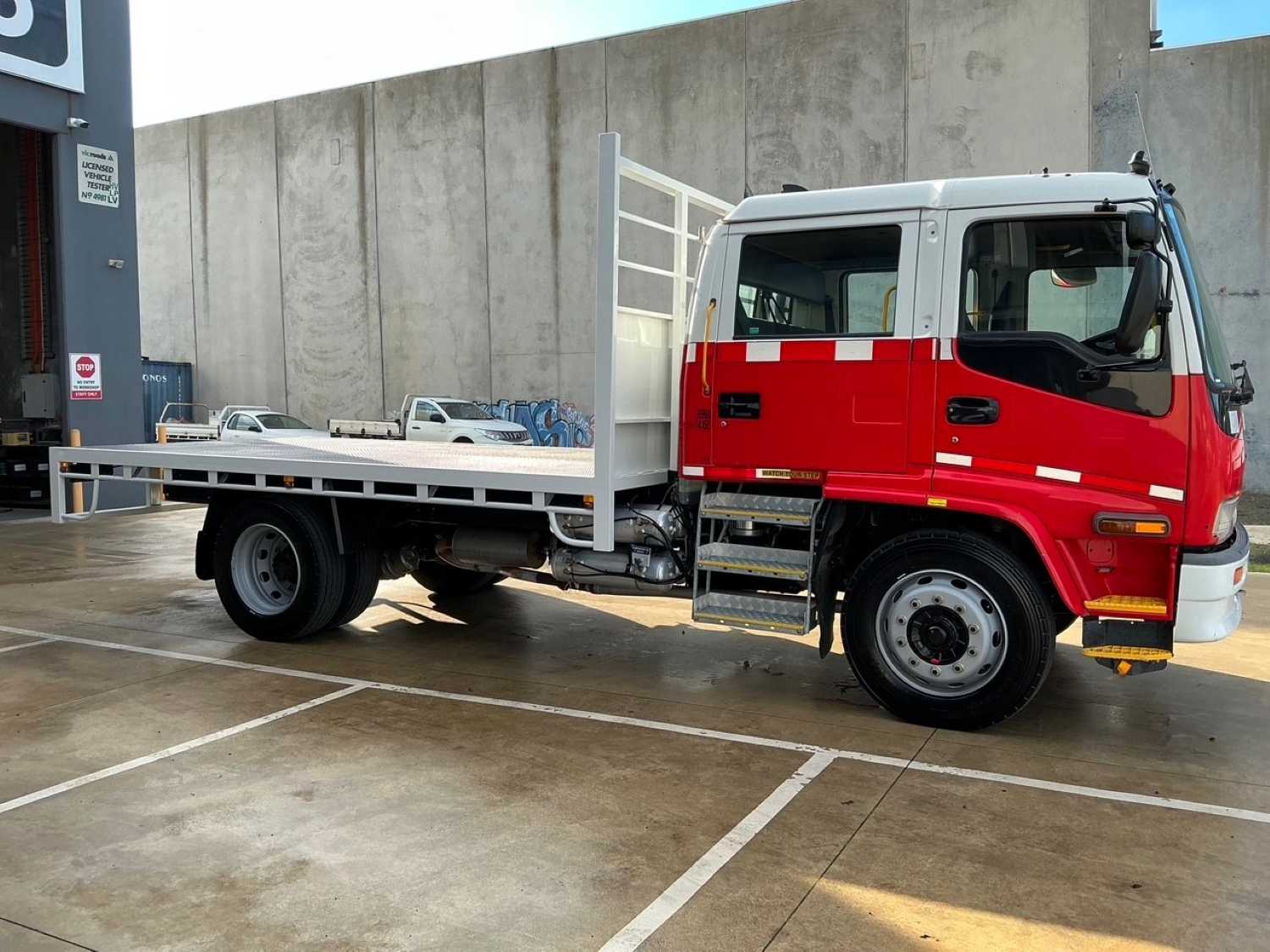 2002 ISUZU FTR800 DUAL CAB TRAY