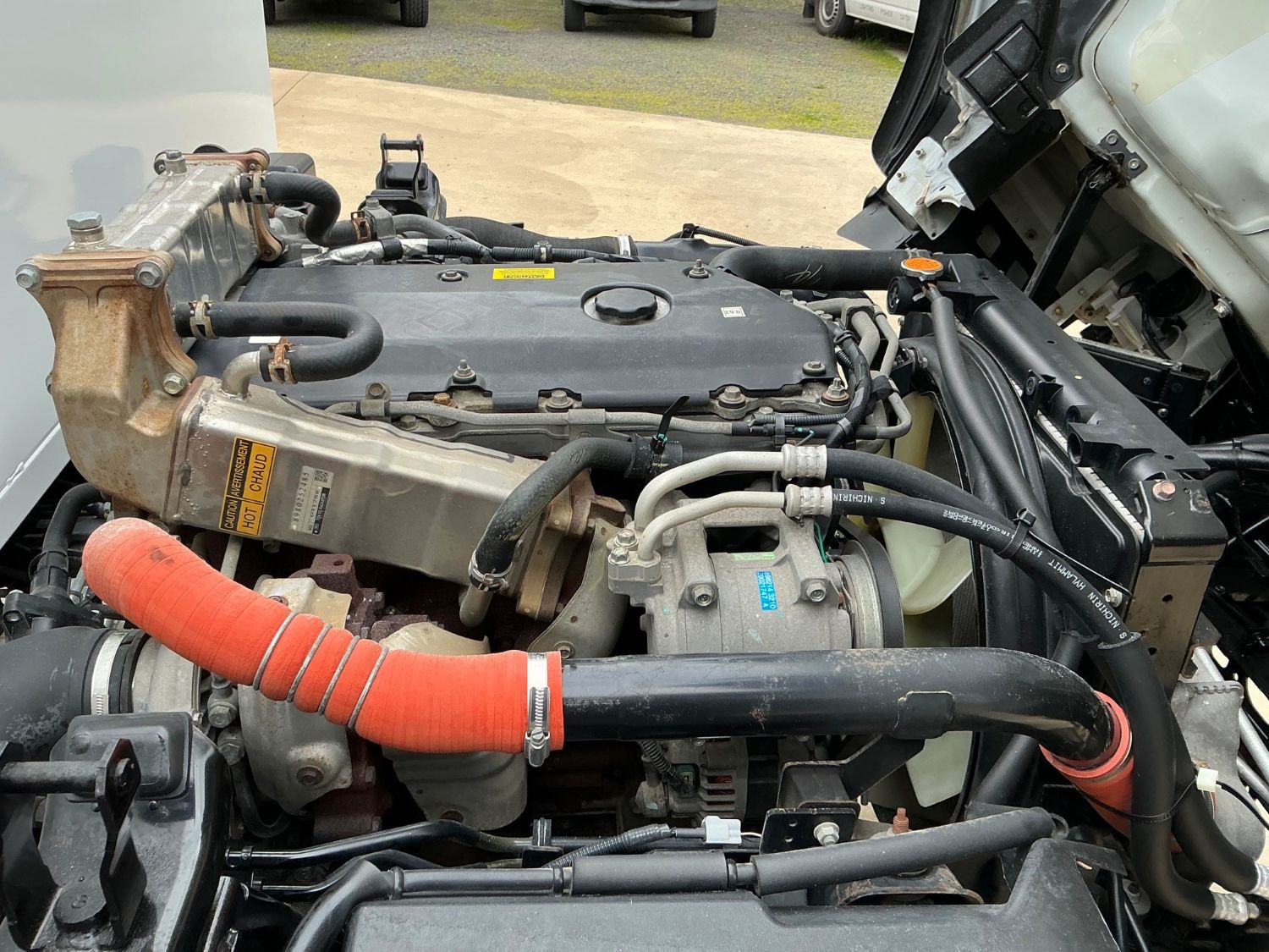 2014 ISUZU NPR400 TRAY