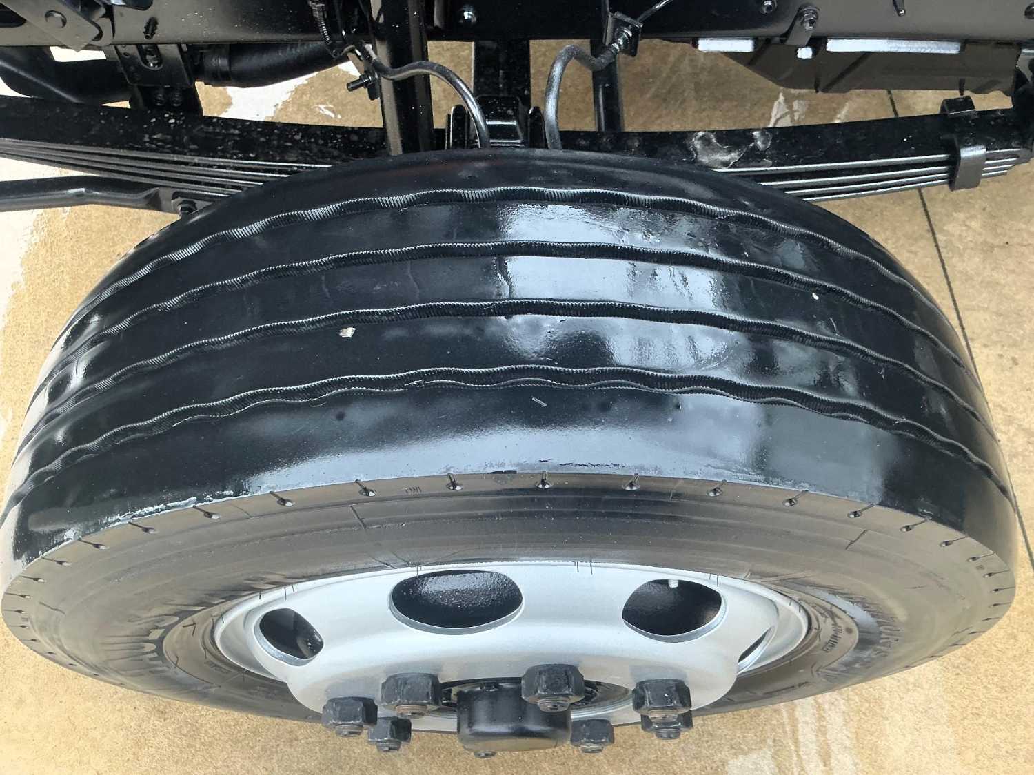 2016 HINO FE TRAY