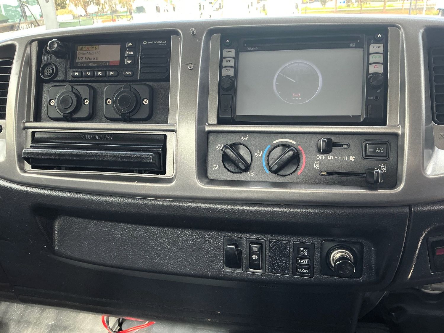 2014 Hino FC500 Service Body/Tipper