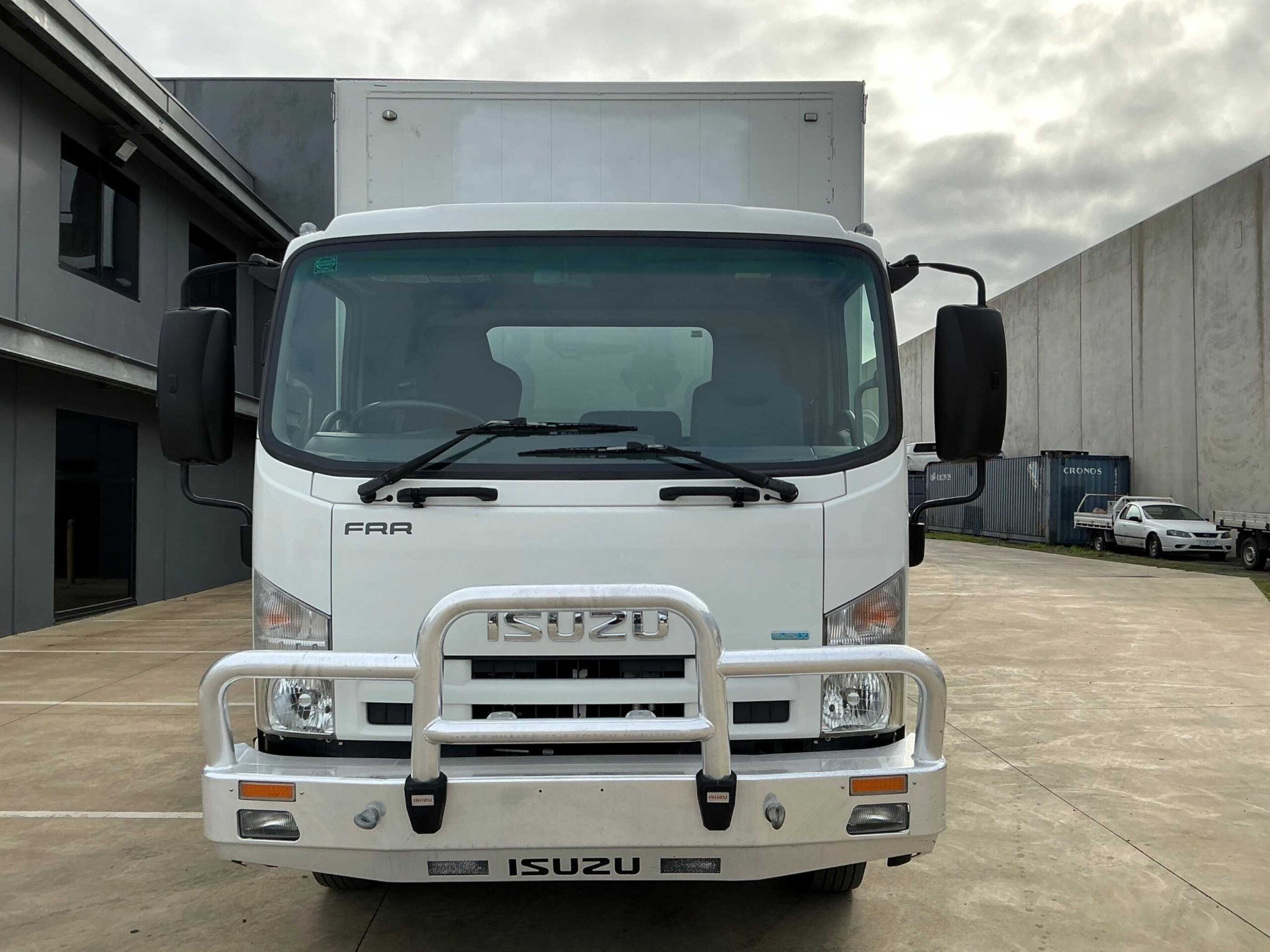 2015 ISUZU FRR500 CURTAINSIDER